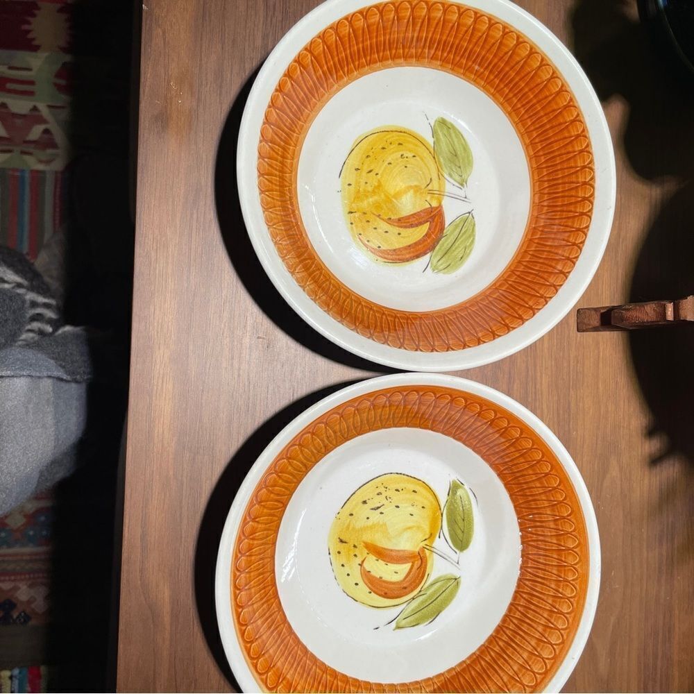 Set of 2 Vintage Bowls - Picture 3 of 4